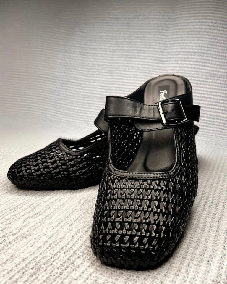 U Shape Black Woven