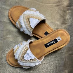 Dr Scholls with white pearls