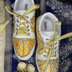ZariWalk Sneakers