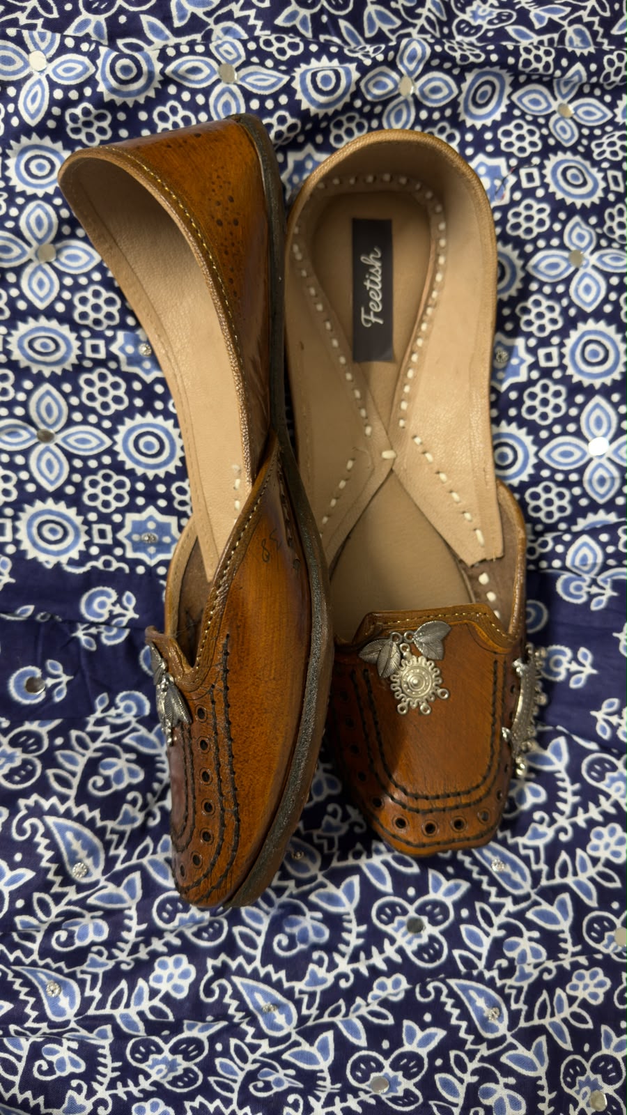 Banjara juttis - Image 2